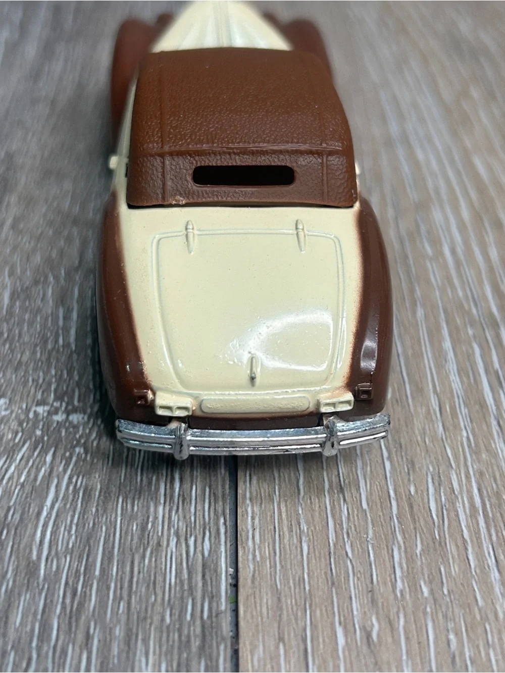 Vintage Classic Diecast Car Two-Tone Cream Brown No. 8803